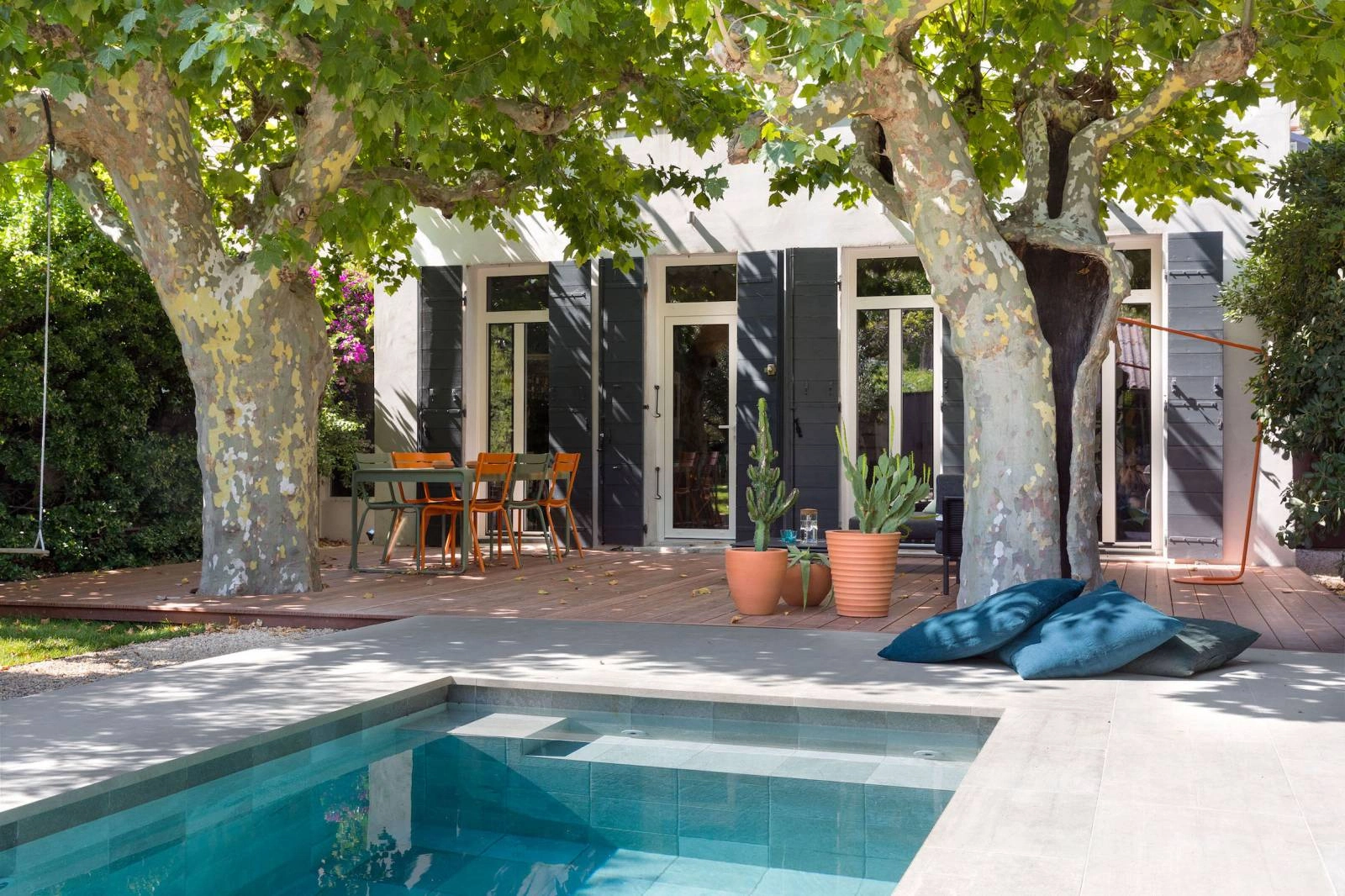 Pergola bois bioclimatique à Marseille
