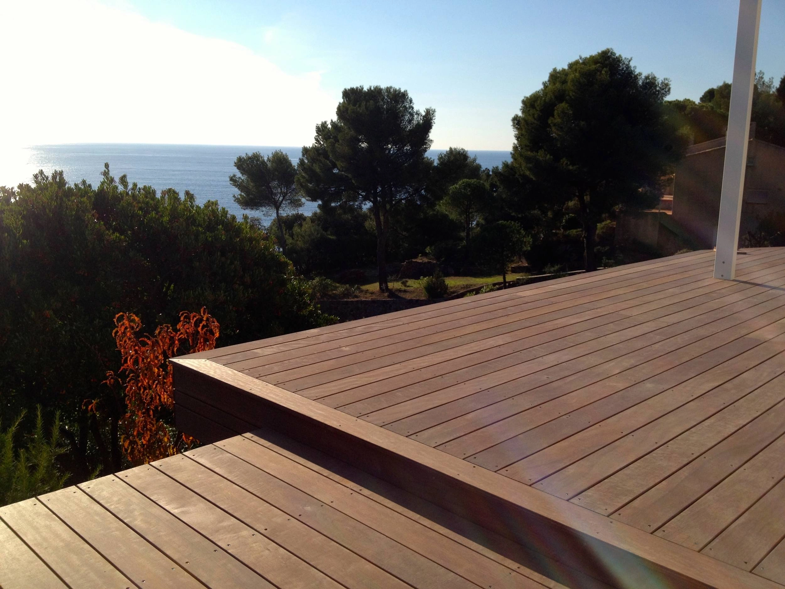 Pergola bois bioclimatique à Marseille