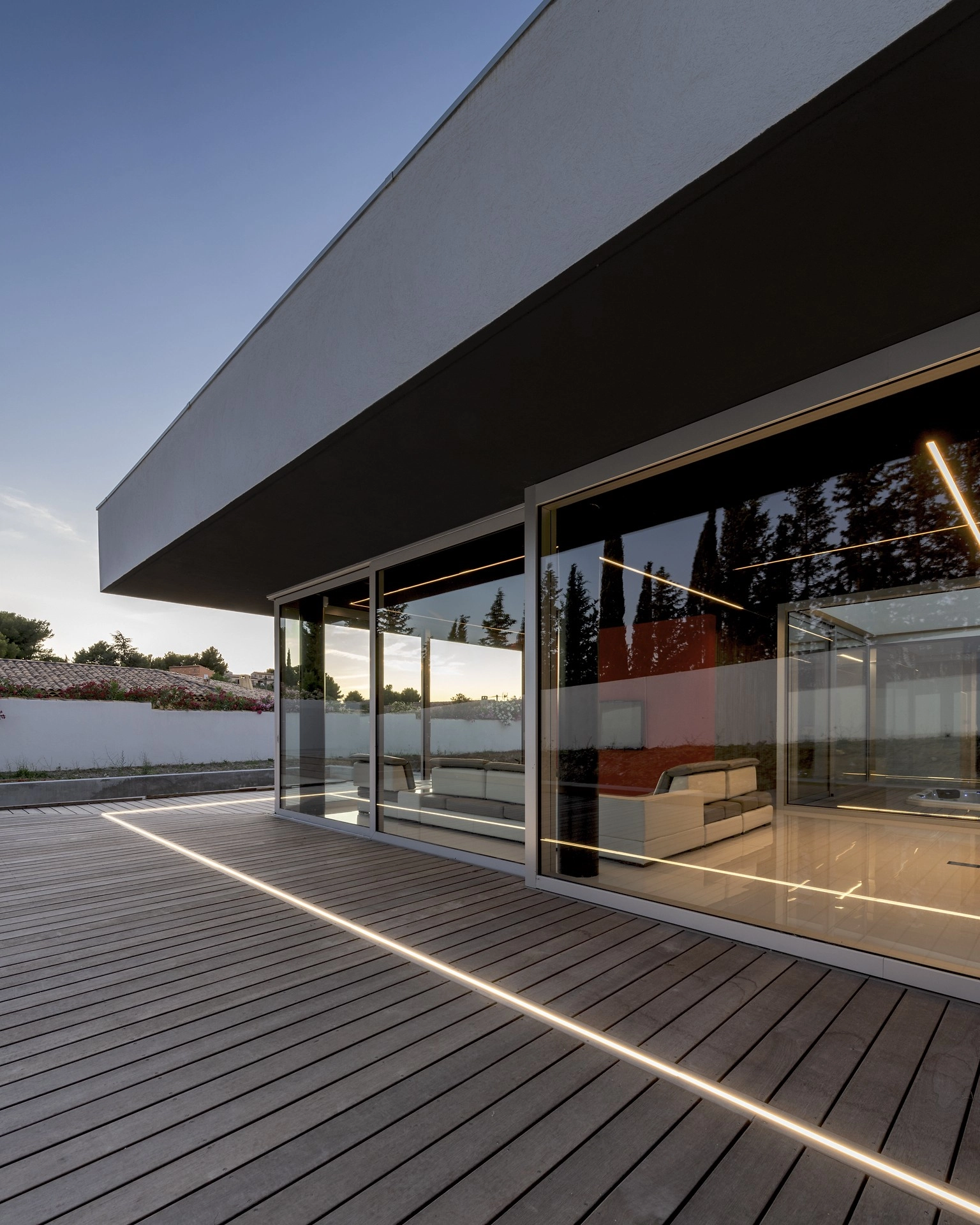 Pergola bois bioclimatique à Marseille