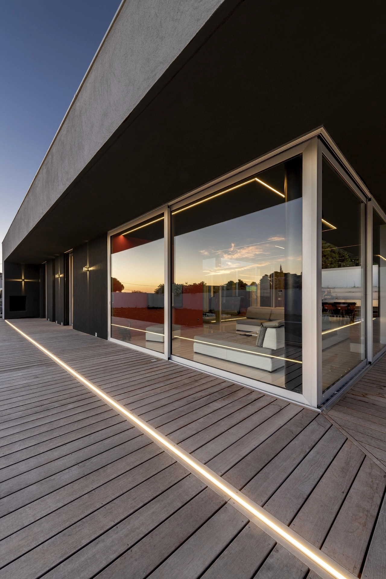Pergola bois bioclimatique à Marseille