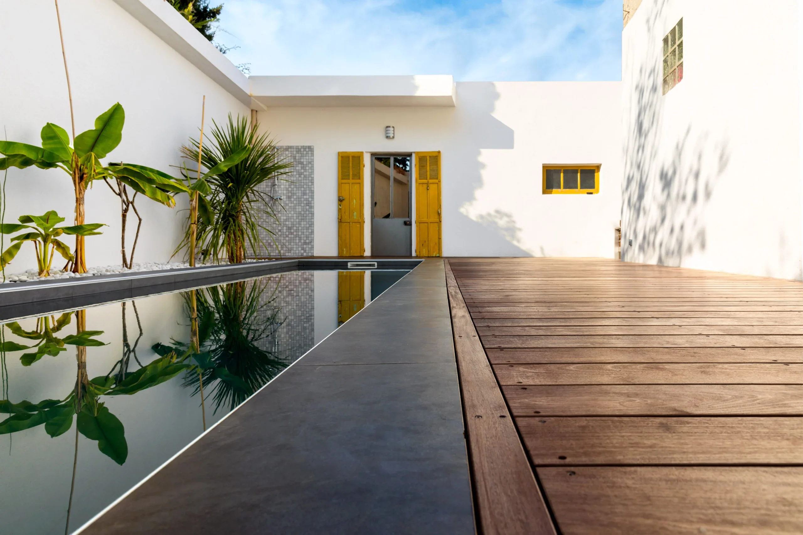 Pergola bois bioclimatique à Marseille