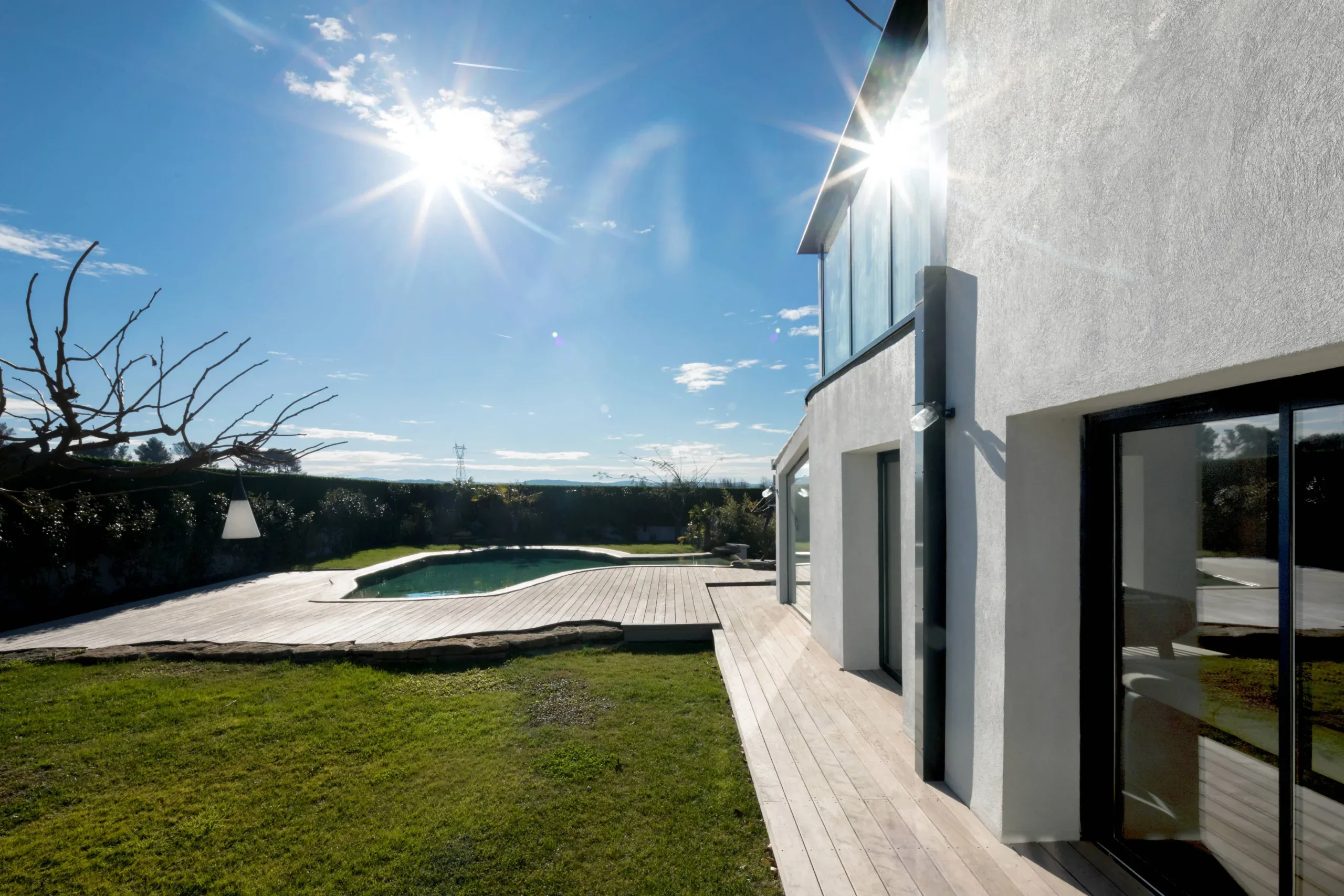 Pergola bois bioclimatique à Marseille