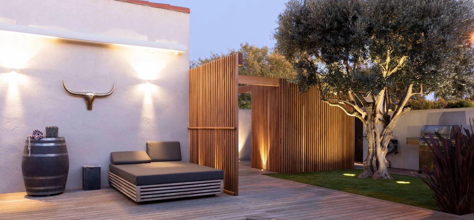 Pergola bois bioclimatique à Marseille