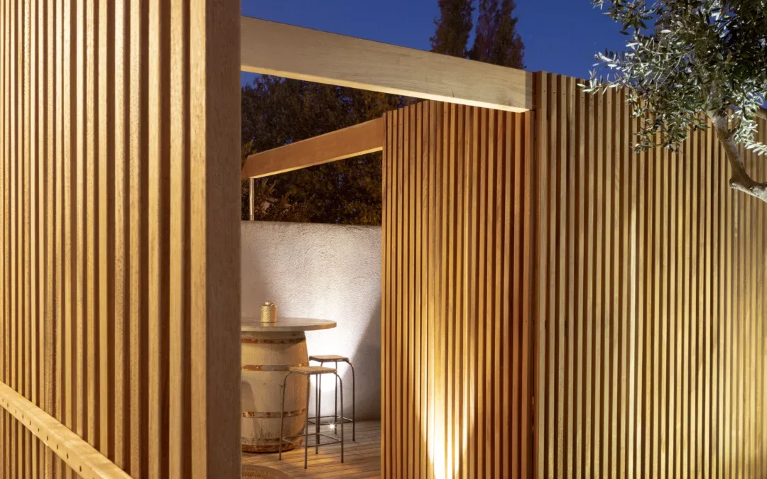 Terrasse bois d’une maison à Marseille – TECK Aménagement