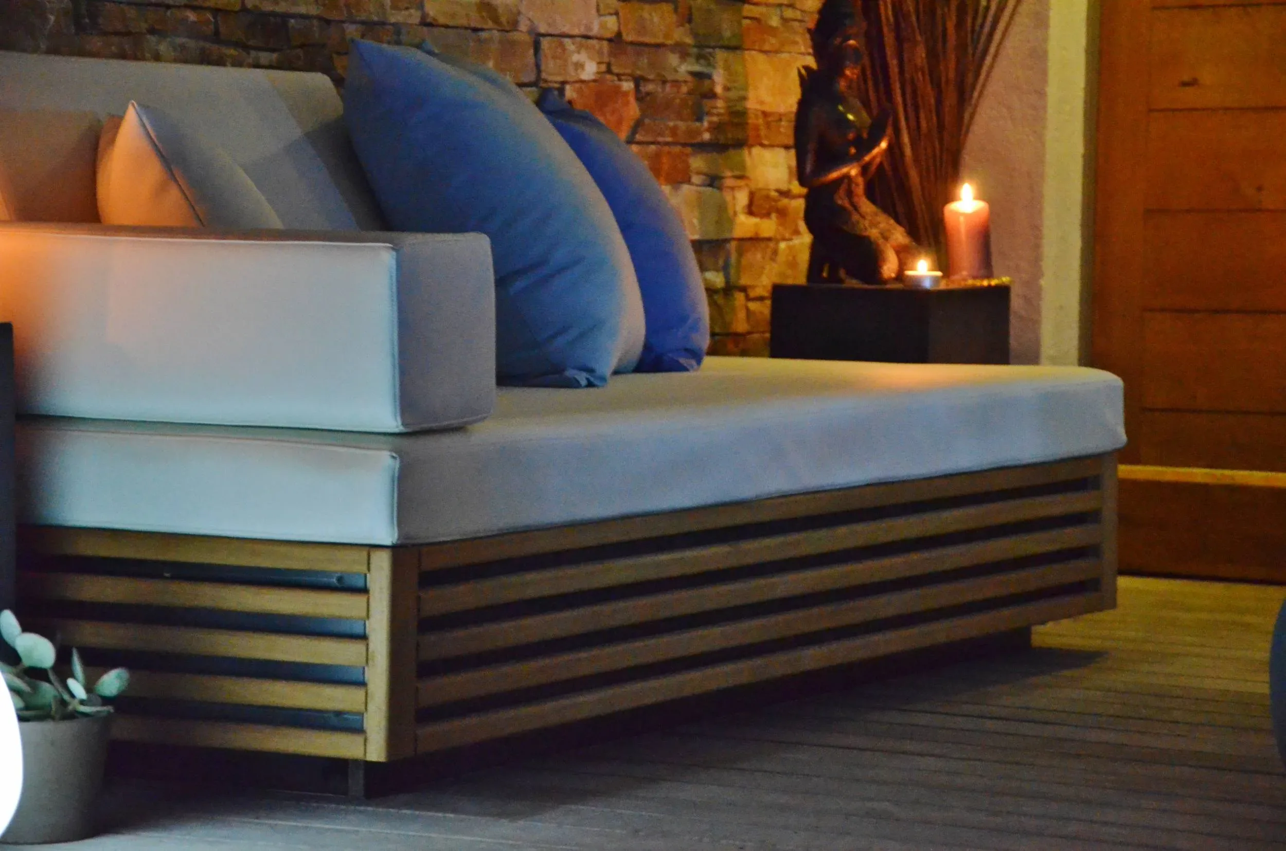 Pergola bois bioclimatique à Marseille