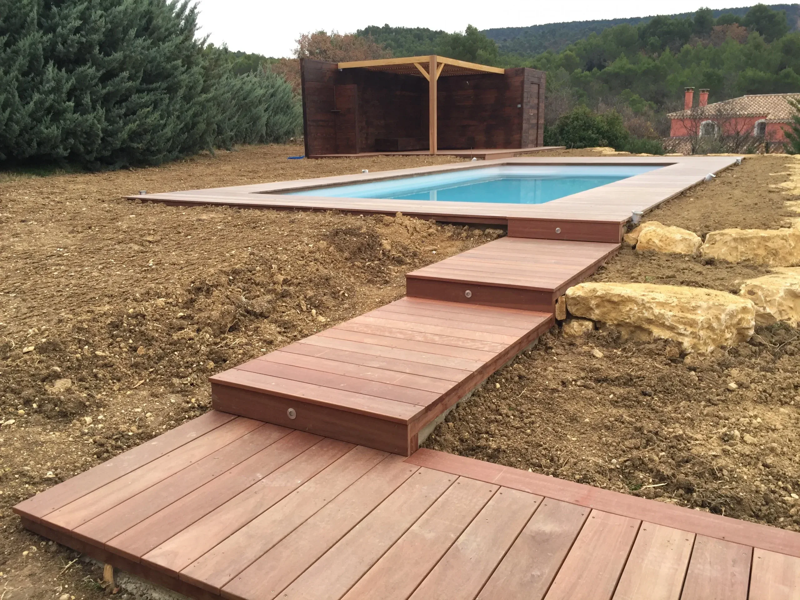 Pergola bois bioclimatique à Marseille