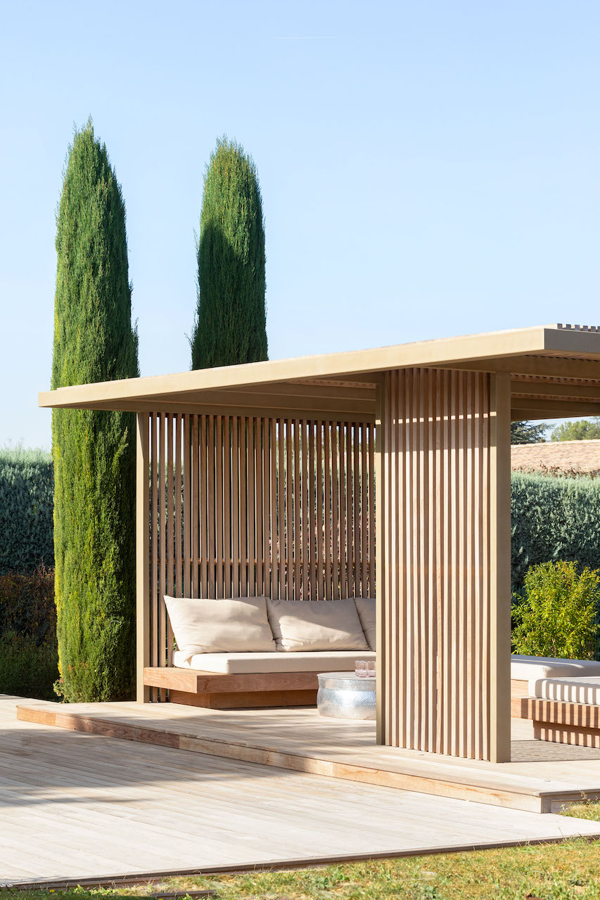 Pergola bois bioclimatique à Marseille