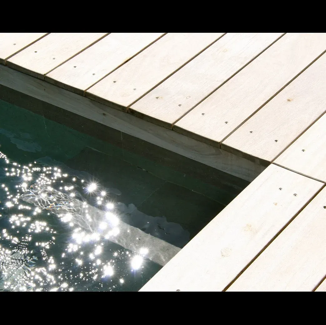 Pergola bois bioclimatique à Marseille