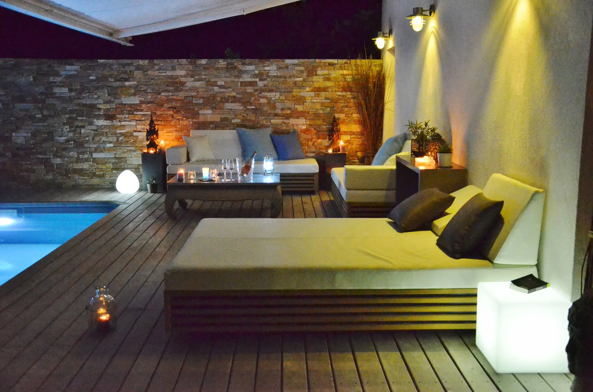 Pergola bois bioclimatique à Marseille