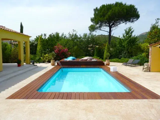 Pergola bois bioclimatique à Marseille