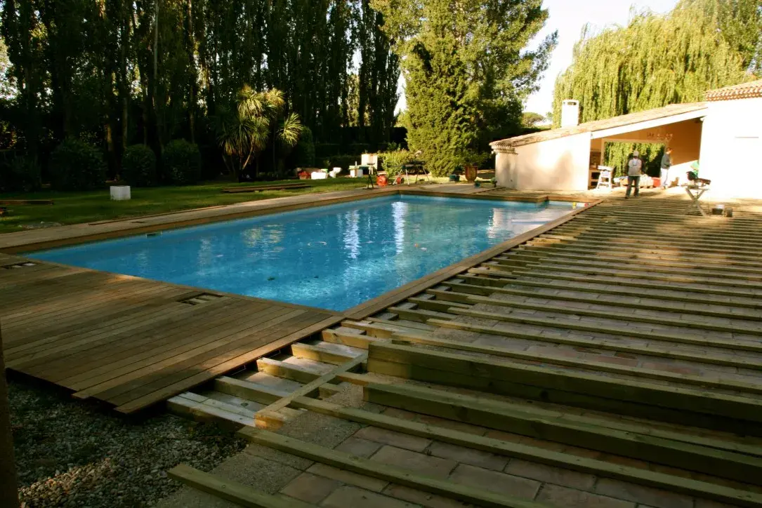 Pergola bois bioclimatique à Marseille