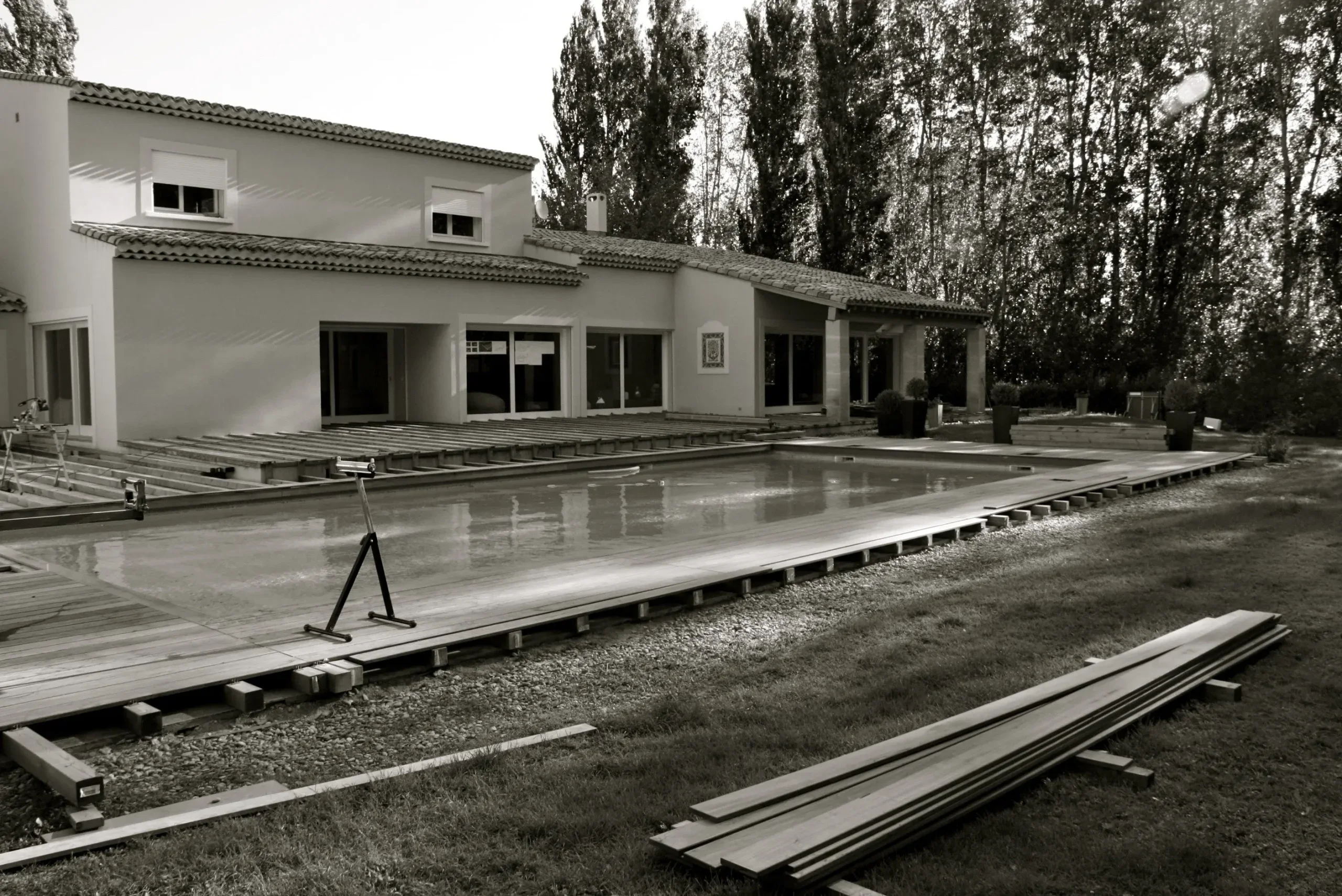 Pergola bois bioclimatique à Marseille