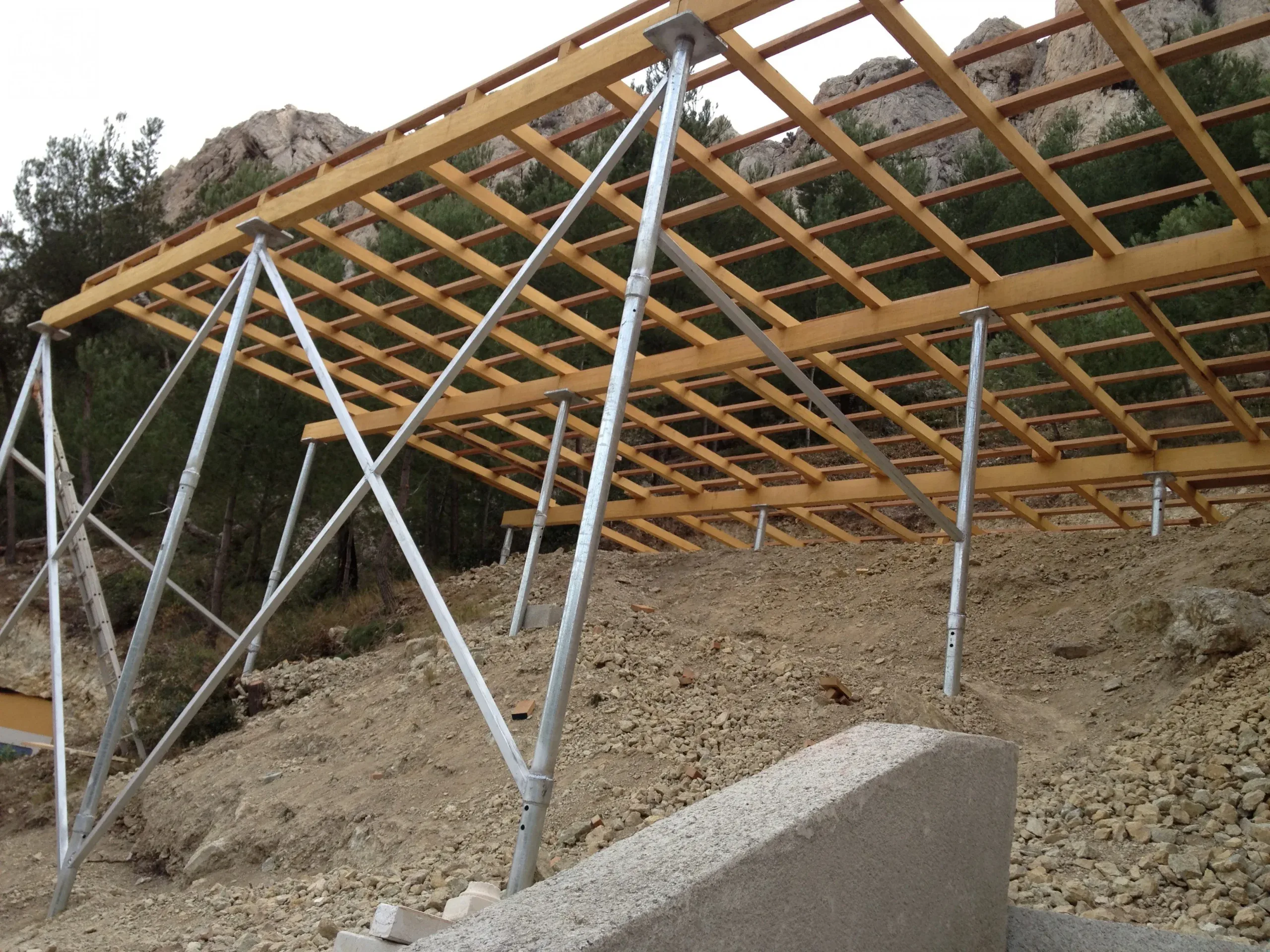 Pergola bois bioclimatique à Marseille