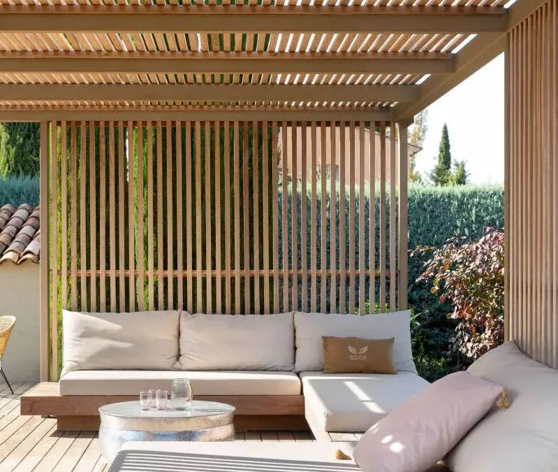 Aménagement extérieur complet en bois sur Aix-en-Provence