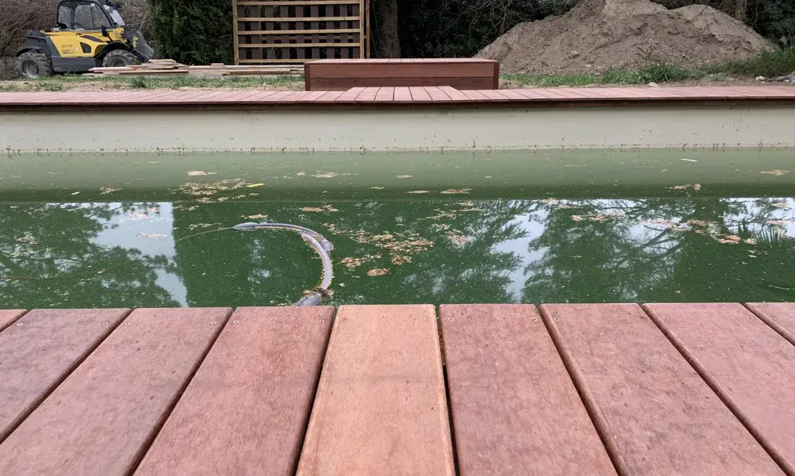 Pergola bois bioclimatique à Marseille
