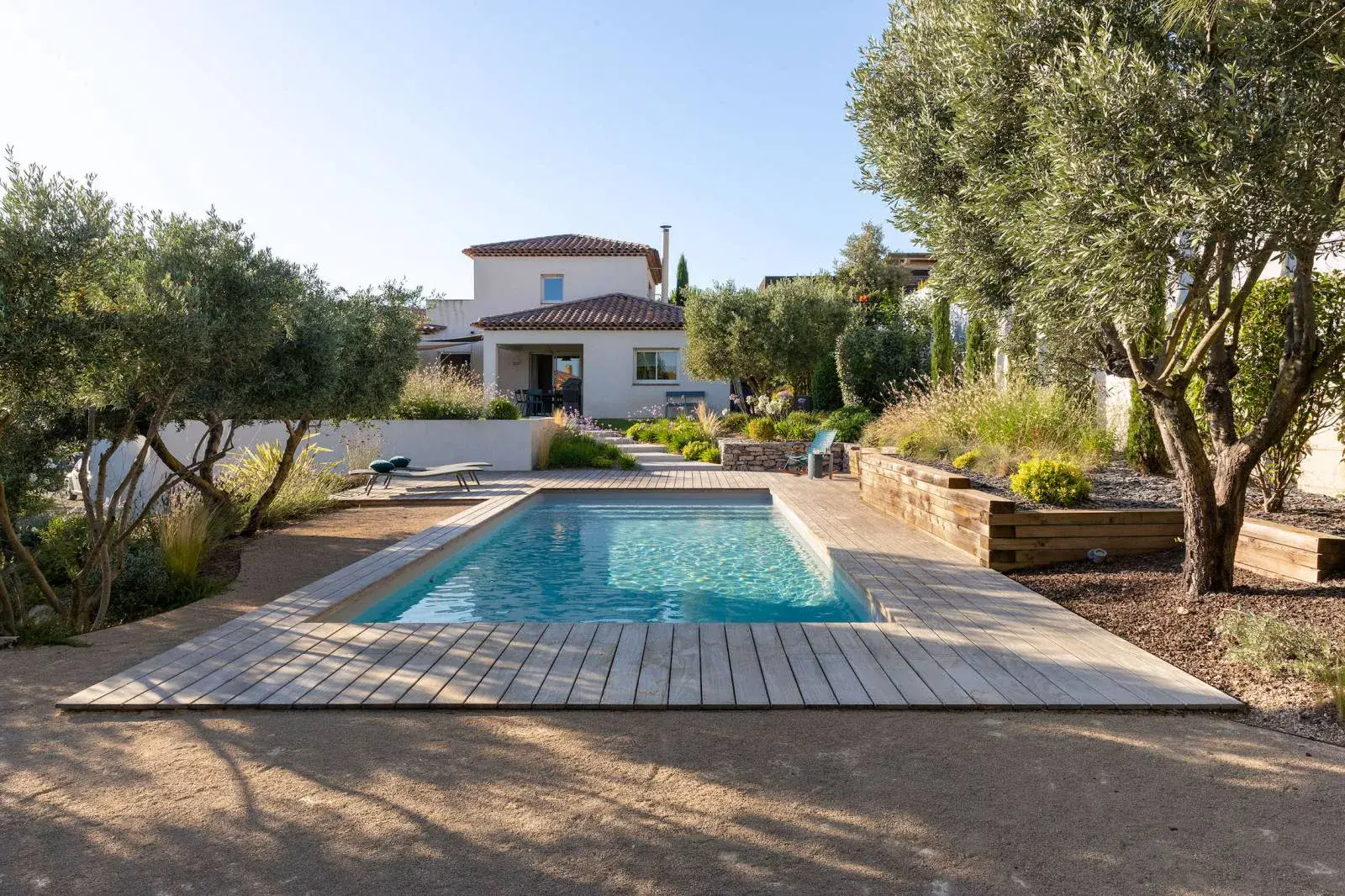 Pergola bois bioclimatique à Marseille