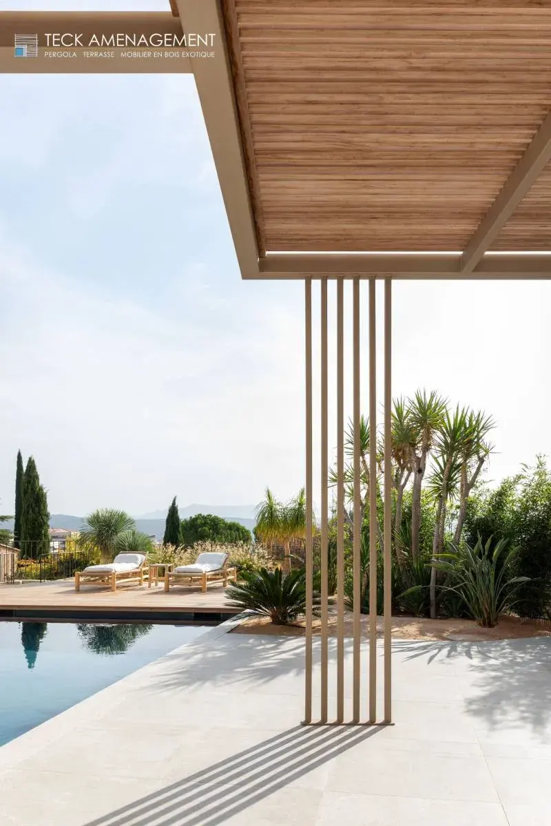 Pergola bois bioclimatique à Marseille