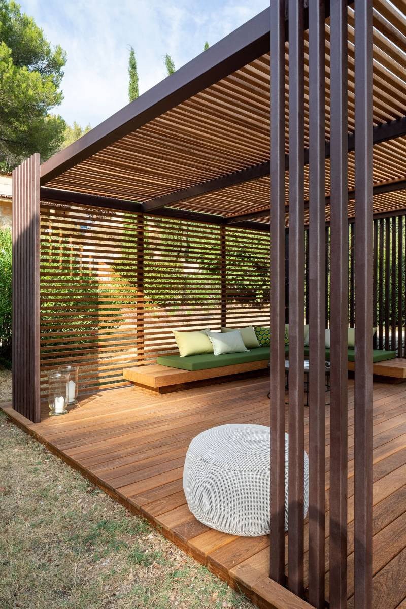 Pergola bois bioclimatique à Marseille