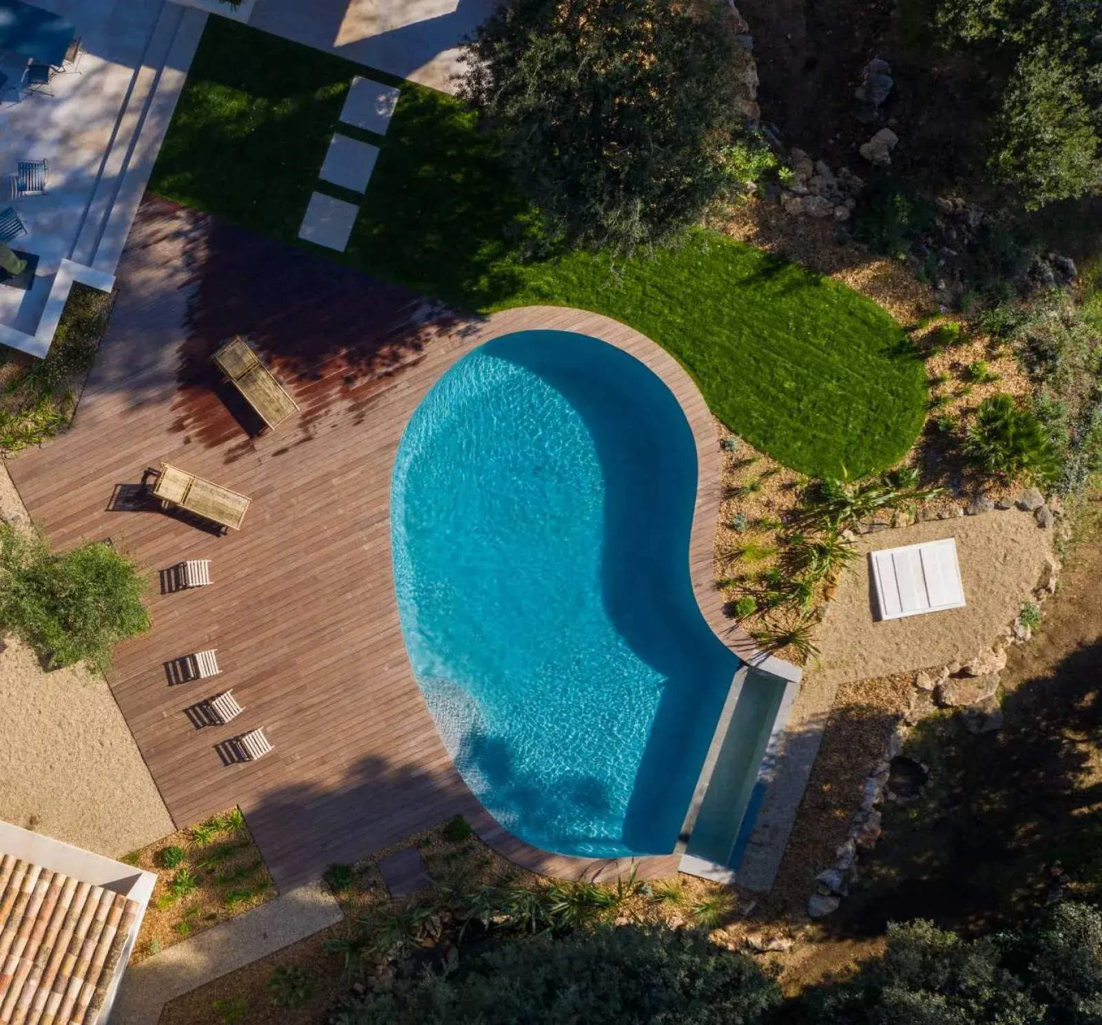 Pergola bois bioclimatique à Marseille