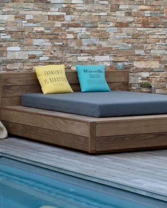 Conception et pose de terrasse en bois et pergola en bois à Aix en Provence