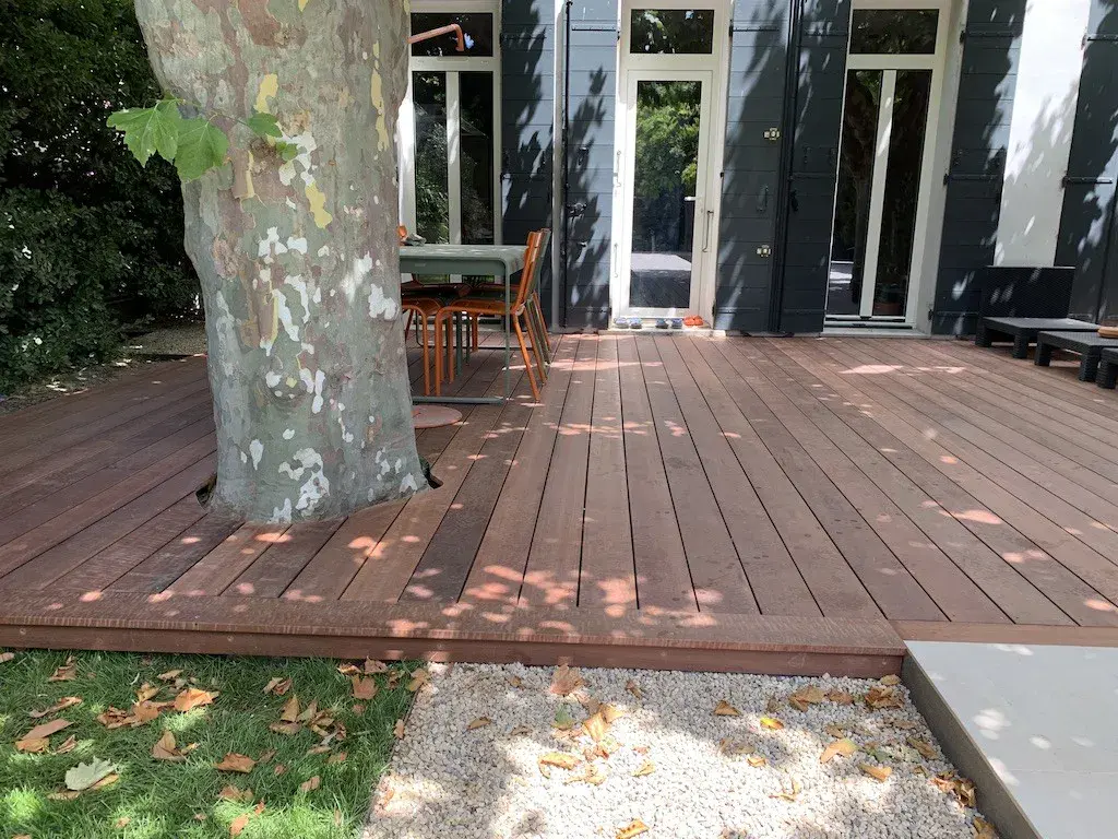 Pergola bois bioclimatique à Marseille