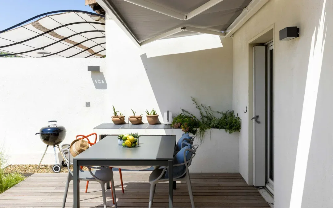 Terrasse Bois Exotique dans un Jardin Paysager à Marseille | Teck Aménagement