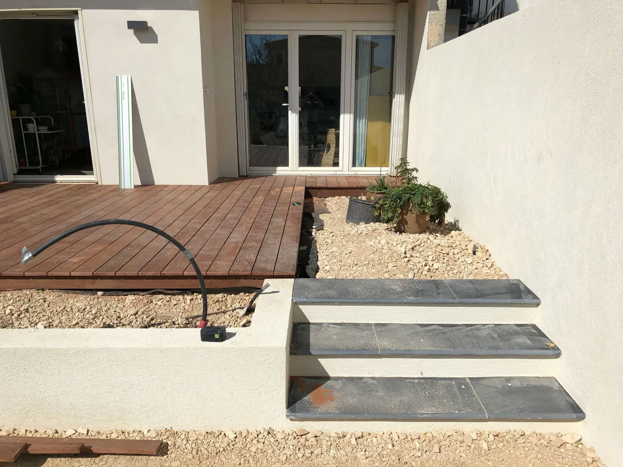 Pergola bois bioclimatique à Marseille