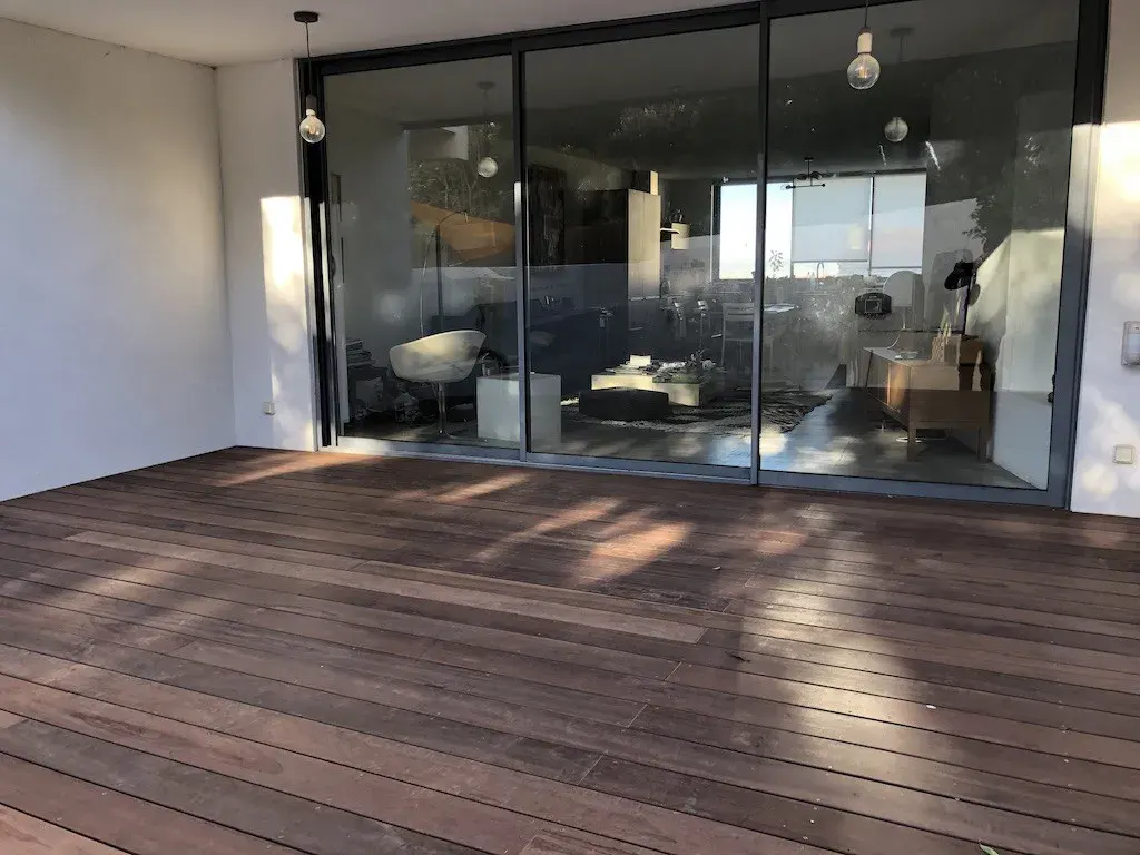 Pergola bois bioclimatique à Marseille