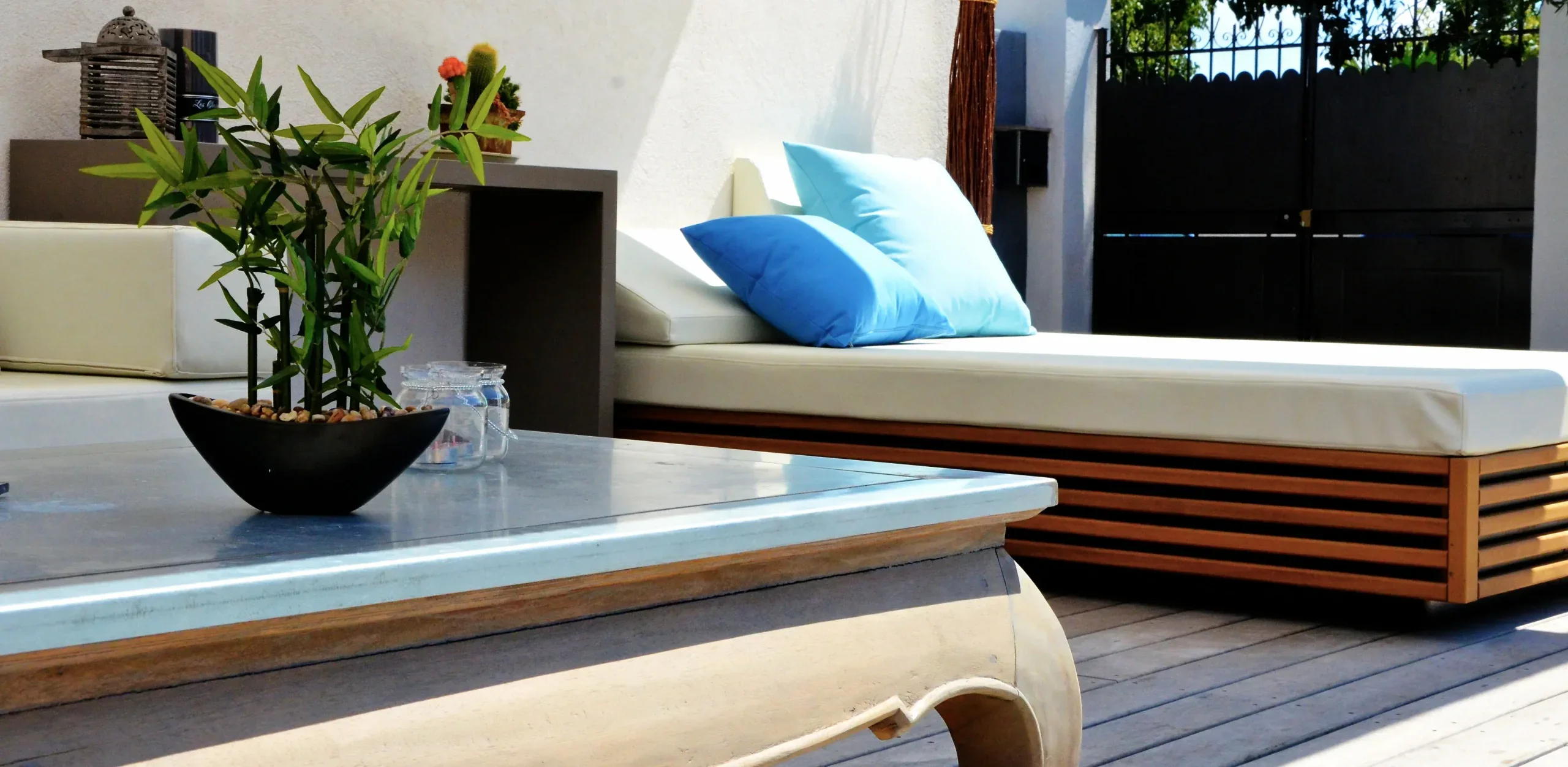 Pergola bois bioclimatique à Marseille