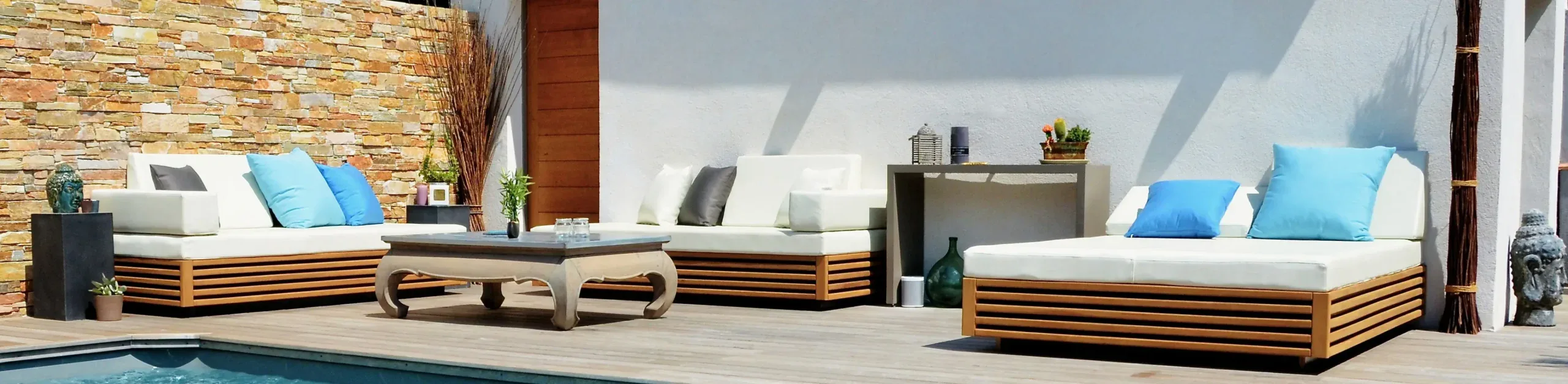 Pergola bois bioclimatique à Marseille