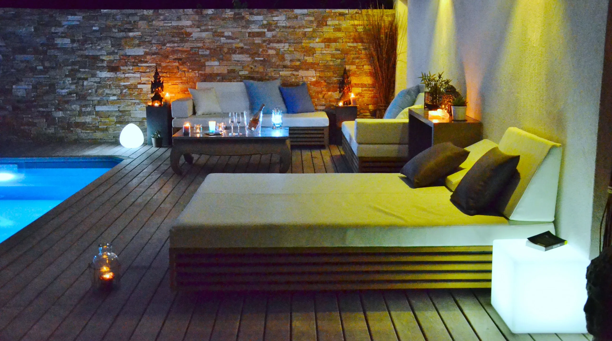 Pergola bois bioclimatique à Marseille