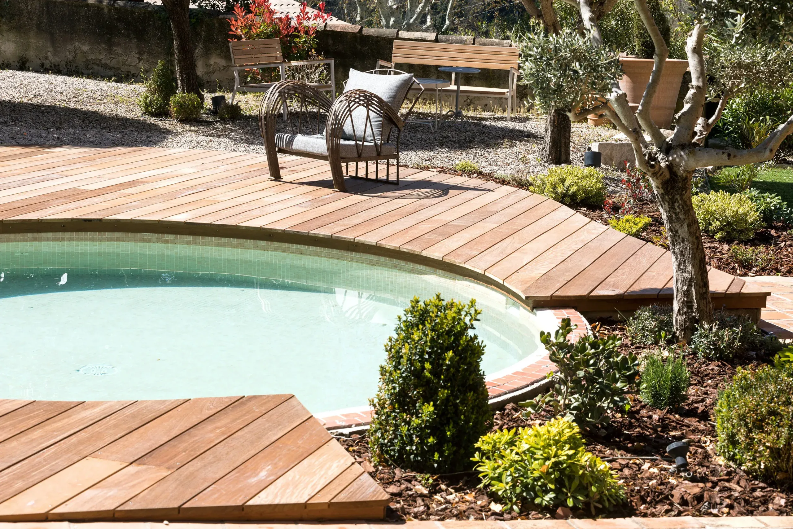 Pergola bois bioclimatique à Marseille