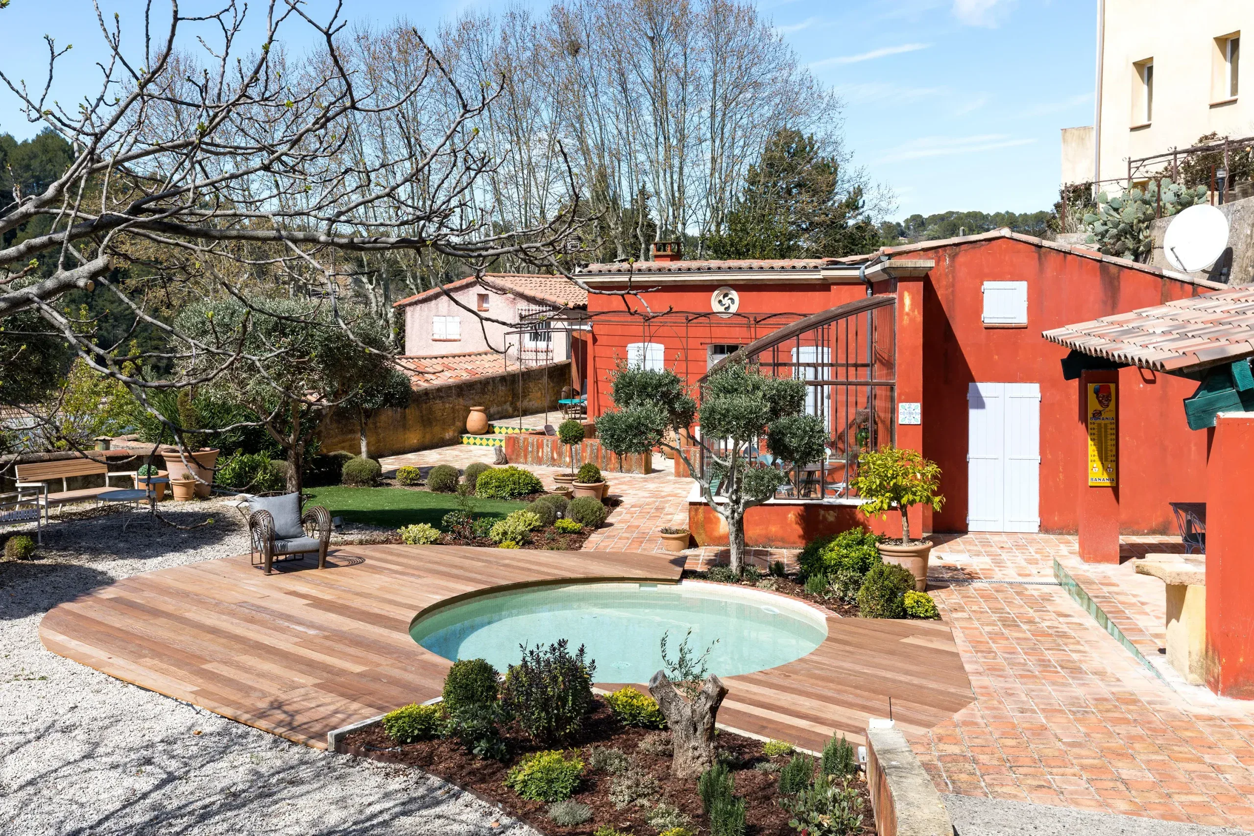 Pergola bois bioclimatique à Marseille