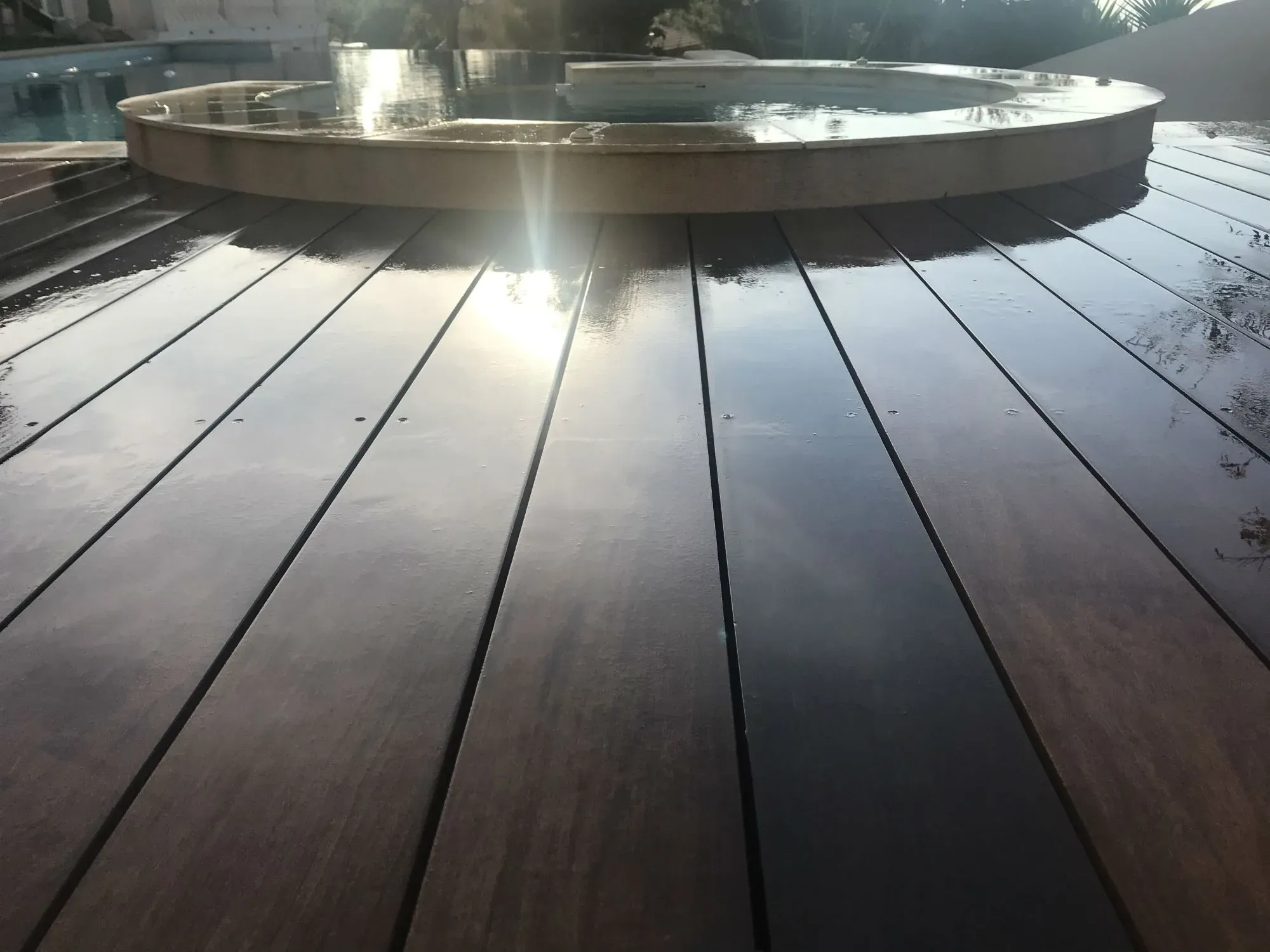 Pergola bois bioclimatique à Marseille
