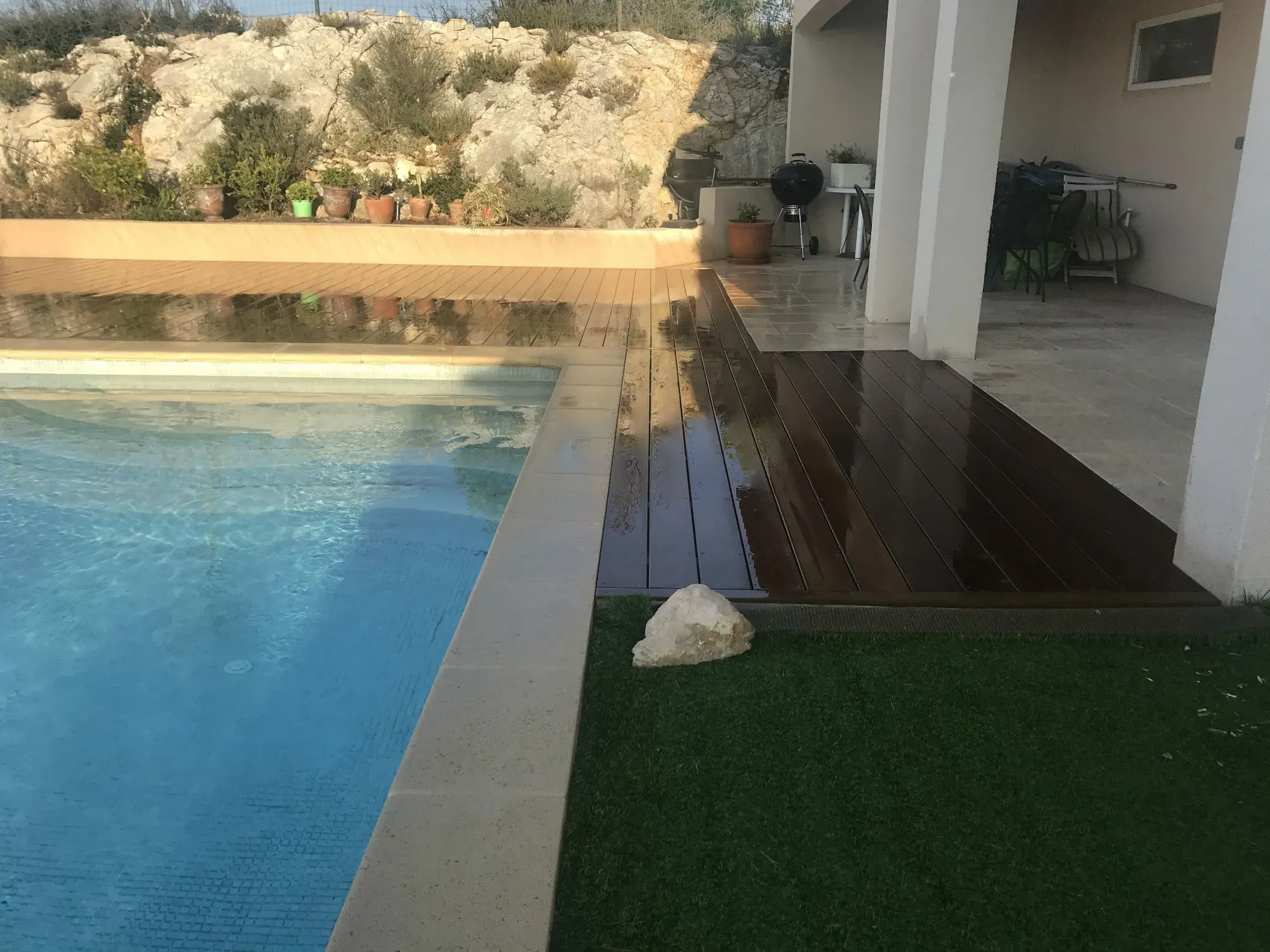 Pergola bois bioclimatique à Marseille