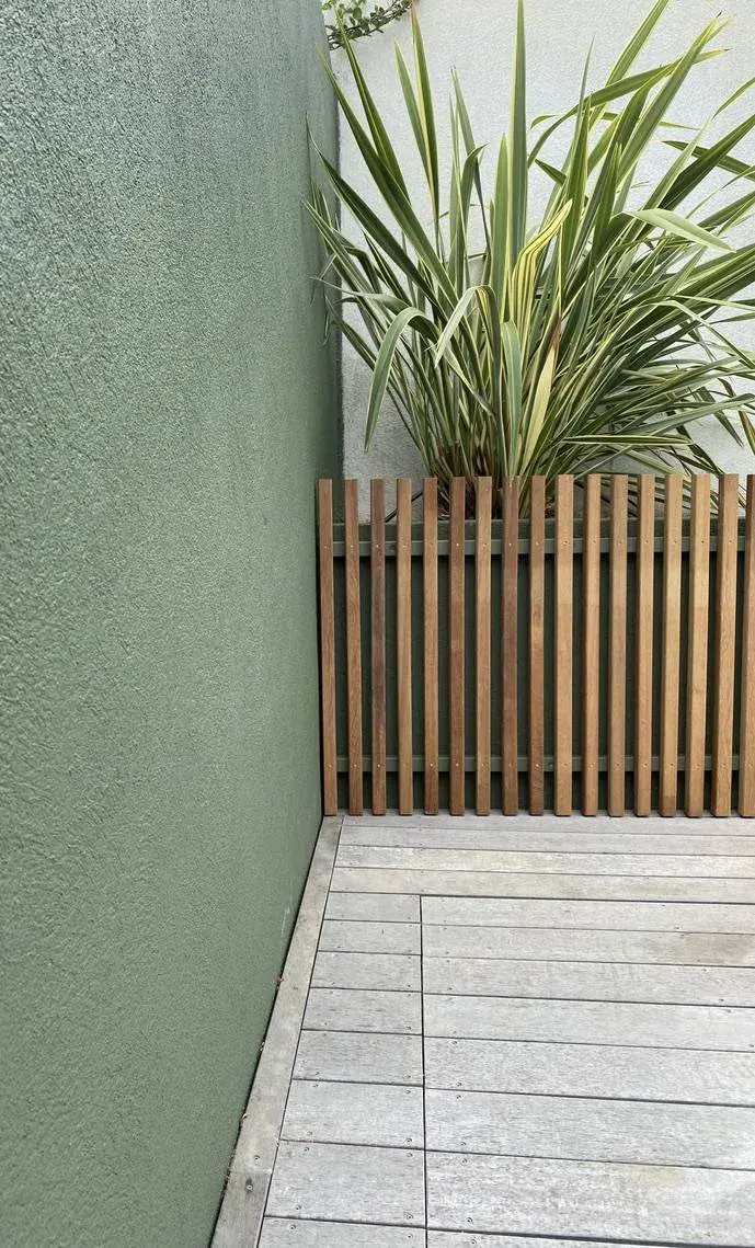 Pergola bois bioclimatique à Marseille