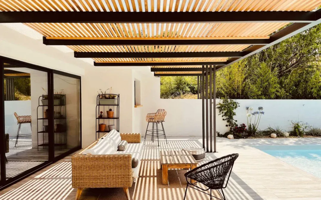 Les éléments qui constituent une pergola en bois à Cassis