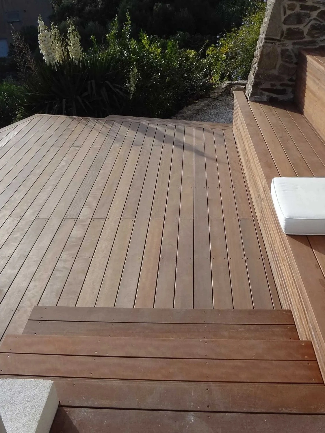 Pergola bois bioclimatique à Marseille