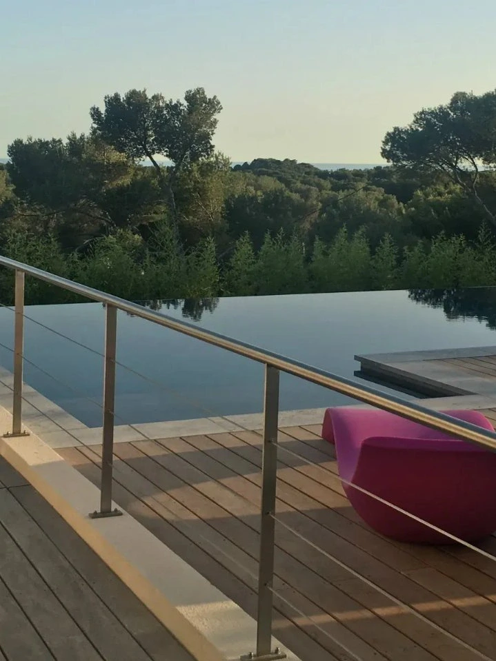 Pergola bois bioclimatique à Marseille