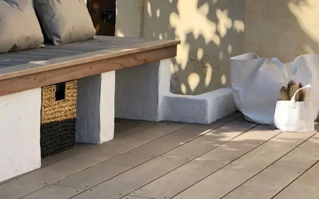 Magnifique terrasse bois à Marseille Les Goudes 8ème