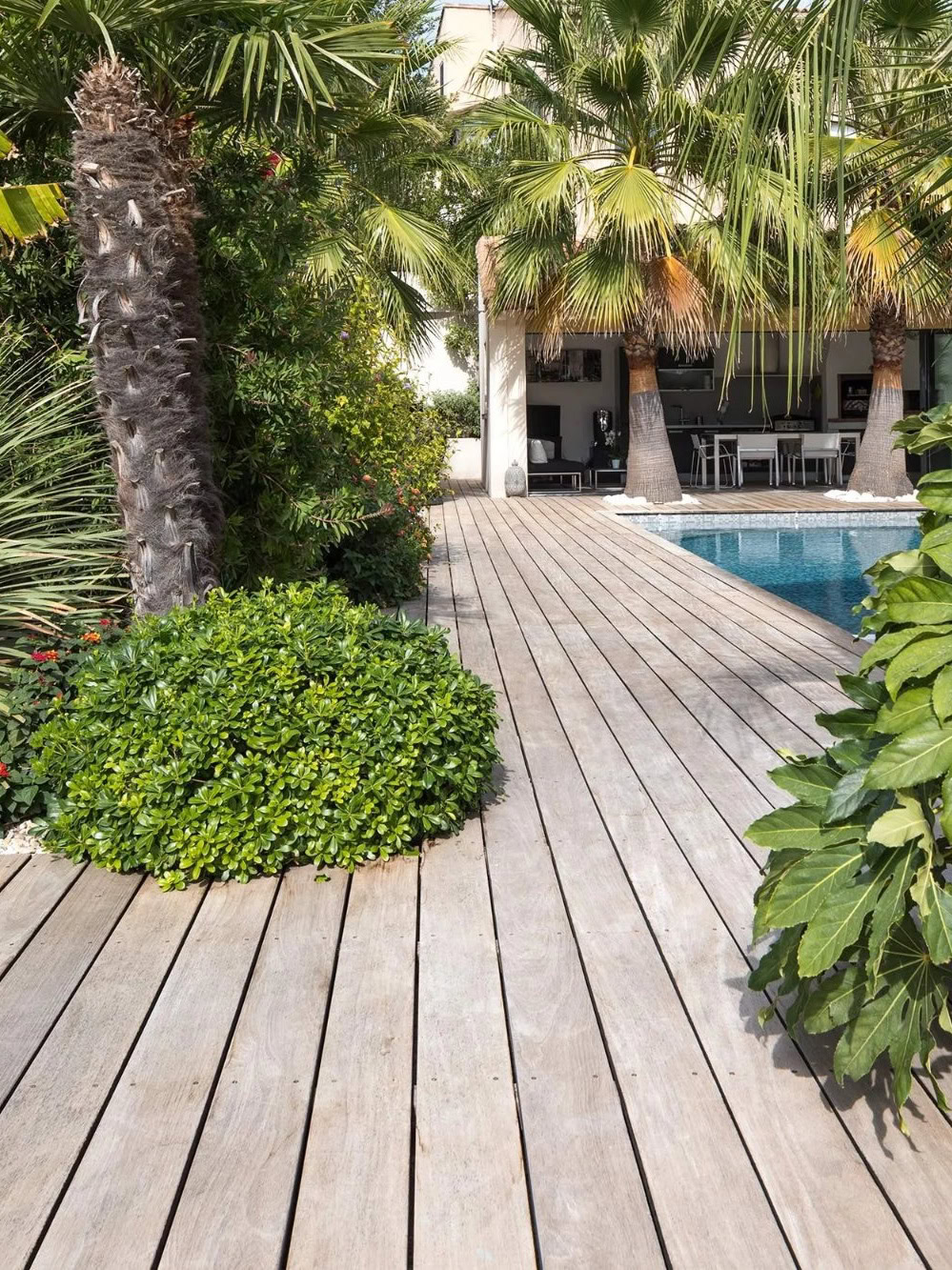 Pergola bois bioclimatique à Marseille