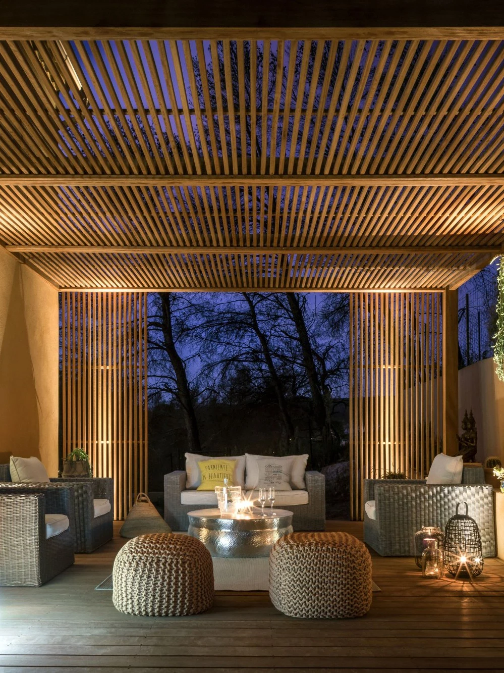 Pergola bois bioclimatique à Marseille