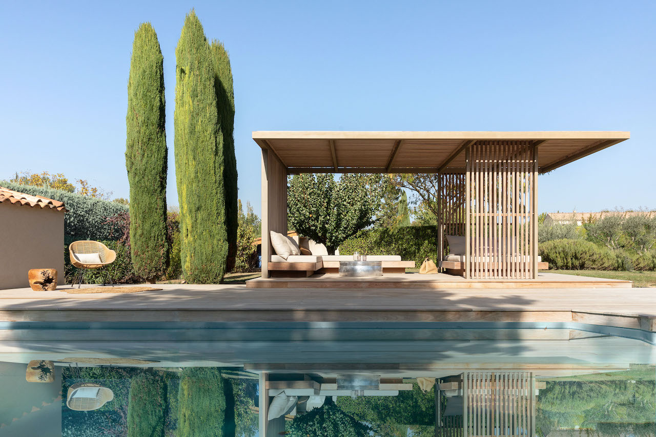 Pergola bois bioclimatique à Marseille