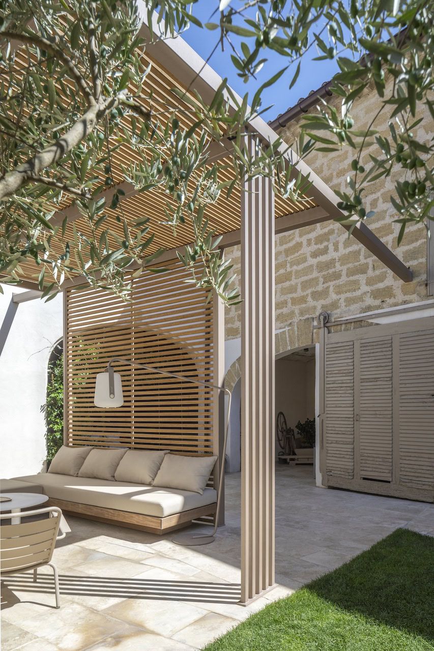 Pergola bois bioclimatique à Marseille
