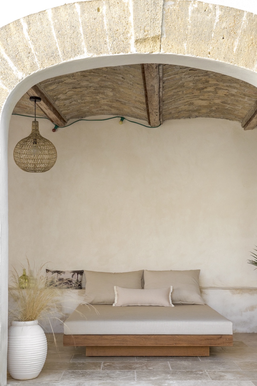 Création d’une pergola bois exotique de 90m² et terrasse bois ipé à Cabriès3 Pergola bois bioclimatique à Marseille