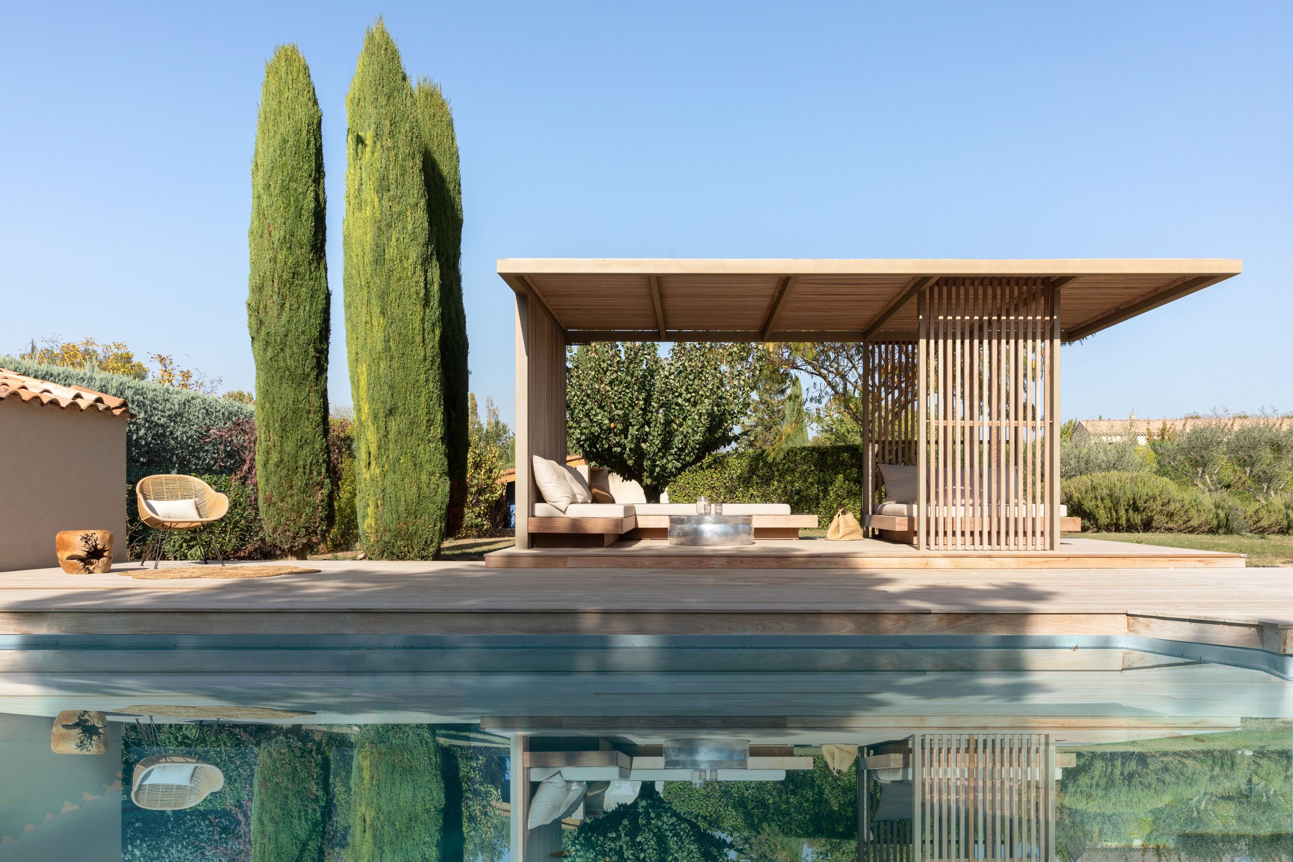 Pergola bois bioclimatique à Marseille